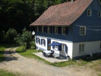 Sonniges Plätzchen Bild 2: Das blaue Haus