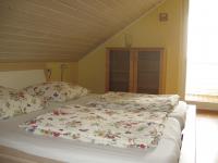 Schlafzimmer Bild 5: Landhaus Bodensee in Panormasichtlage Hunde sind herzlich willkommen. WOHNUNG 2