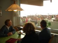 Essplatz mit Blick zum See - Bild 5: Ferienwohnung Fam. Grabsch - mit wunderschönem See- und Alpenblick -
